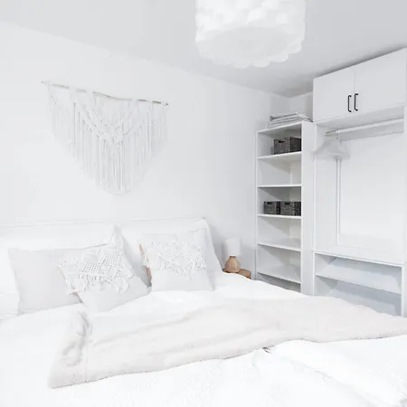 Cozy Parking & Mountain Views * アデルボーデン